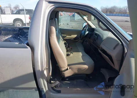 1998 Ford F-150 Standard/Xl/Xlt from USA, damaged, VIN 1FTZF1724WNA96679